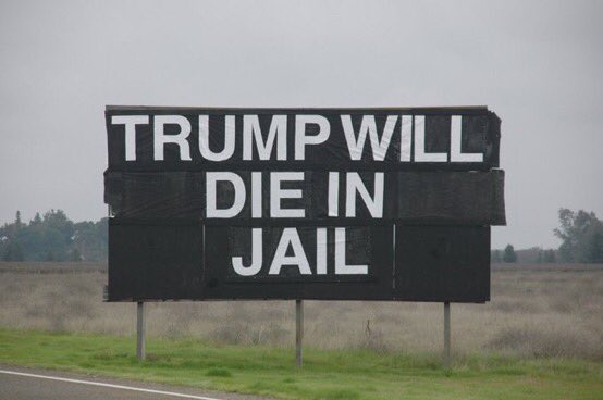 deebee52's tweet image. Shh. Trump is a former president who stole #TopSecretDocuments #AtomicSecrets.He knew better👇🏻
He _refused_ to return them when instructed &amp;amp; allowed access to them.
He pulled a Rosenberg &amp;amp; will face the consequences.
In turn,that PROTECTS every single law abiding &amp;amp; free American.