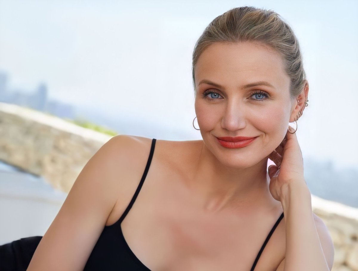 ImagenRetro's tweet photo. Un día como hoy pero de 1972, nació la actriz y modelo Cameron Diaz.

¡Felices 50 años! #CameronDiaz 🎂🥳 https://t.co/wJ55m2EKEg