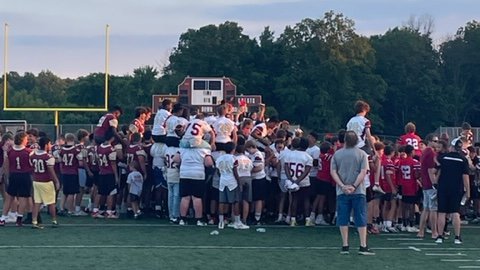 CoachKevinCarty's tweet photo. Awesome time at Family Fun Night yesterday! What a great event by the Hillsborough Raider Touchdown Association!  Thanks to the @HboroughDukes and @jrraiders for all-in involvment!  There is no place better than our Boro Football Community! https://t.co/0VnGTVifUi