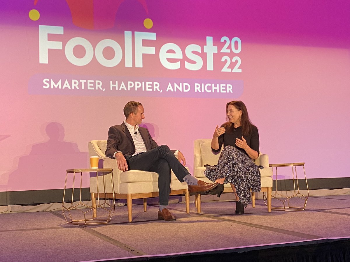FLCarguy's tweet photo. Two amazing thinkers @morganhousel and @AnnieDuke on stage at @themotleyfool #FoolFest22 https://t.co/Xm9mrODZAH