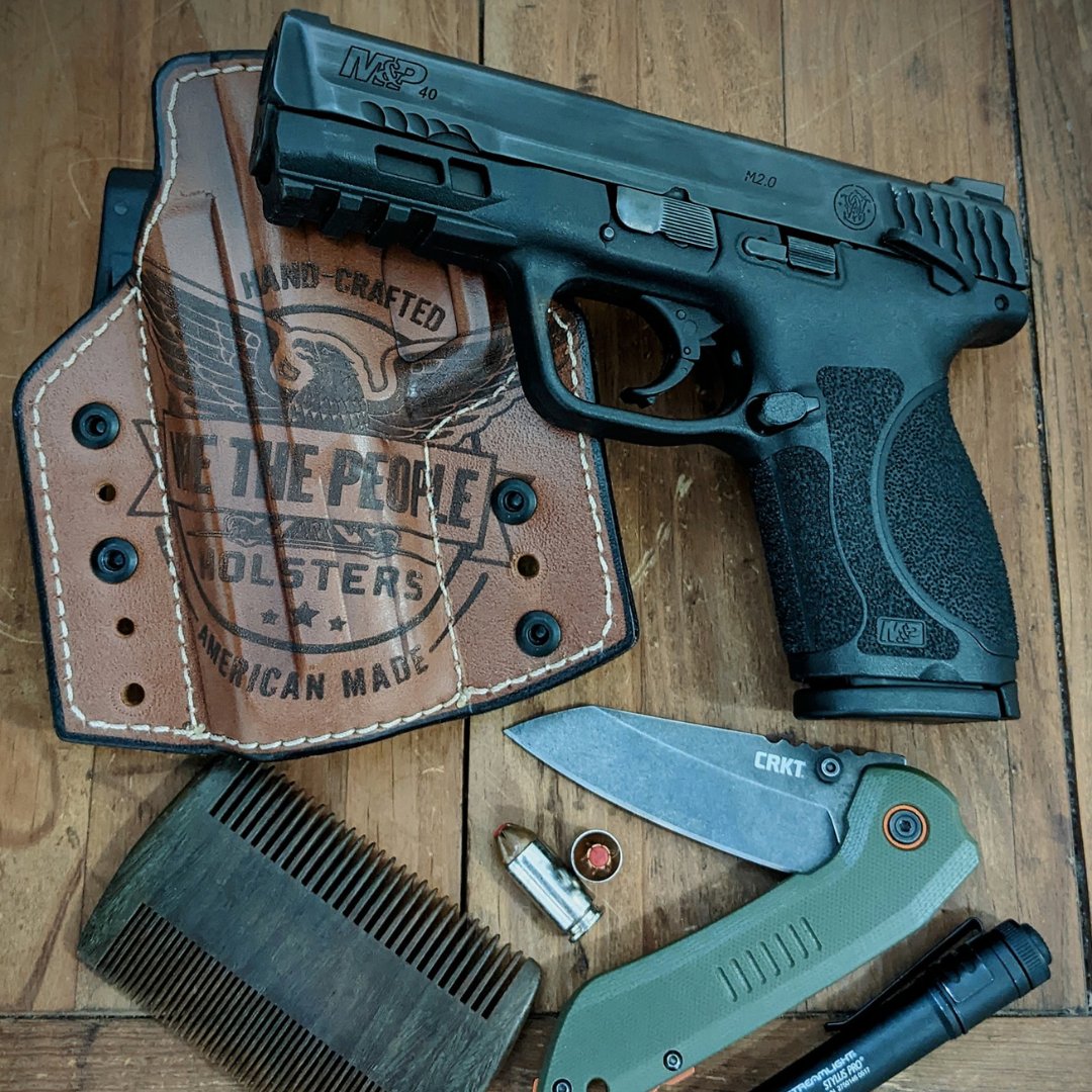 Wethepeoplehols's tweet photo. Knife ✅, Light ✅, Blaster ✅
What's in your everyday carry? Let us know in the comments below!👇
📸 Photo Credit: Jason C via Facebook
#everydaycarry #everydaycarryknife #edc #edclight #flashlight #leatherholster #edcgear #pocketdump #edcknife #40sw #smithandwesson #holster https://t.co/e5O4ot2k83