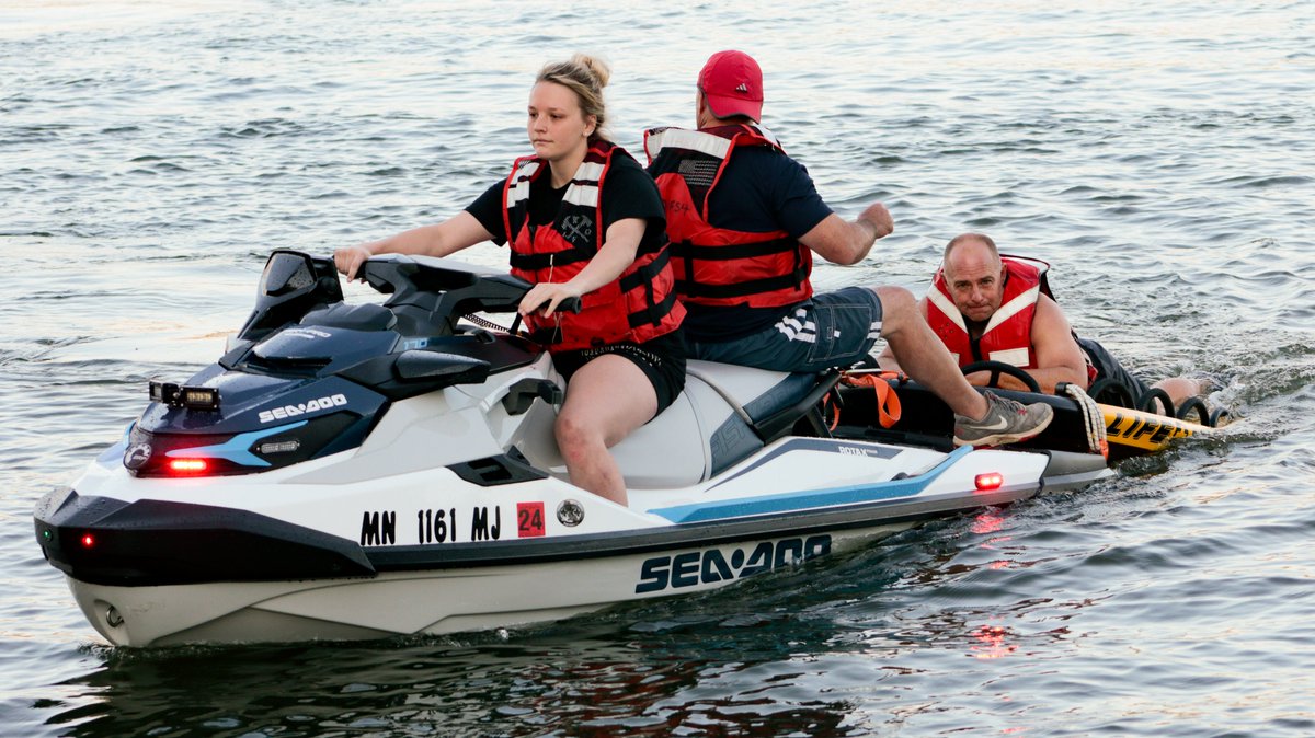 CityOfLakeville's tweet photo. Last night @LakevilleFireMN trained with their new water rescue vehicle that they received through donations raised @LakevilleLiquor. This Sea-Doo Search and Rescue (SAR) watercraft includes the specific features needed in order to respond to life threatening situations. 😮 https://t.co/tCUgBklvpP