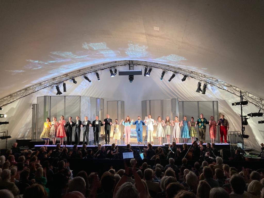 We sang to another packed tent for last nights La Rondine <a href="/if_opera/">If Opera</a>. I’m absolutely loving this role! 

Thank you to everyone who came to watch. We’re all looking forward to the next one on Thursday!

#ifopera #opera #larondine #puccini #ruggero