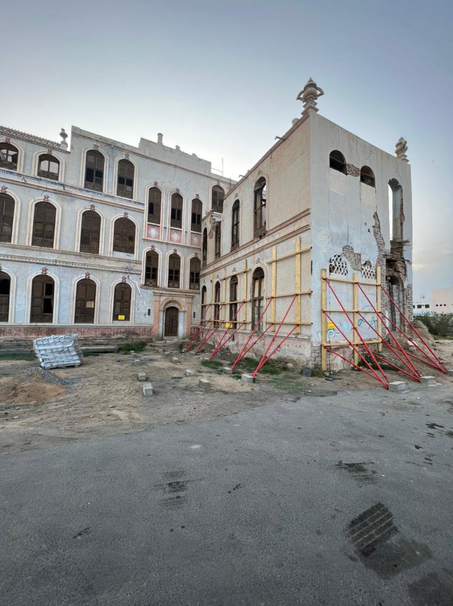 Umran_Heritage's tweet photo. 🔶يتقدم سعادة رئيس مجلس شعبة التراث العمراني بالشكر ل #هيئة_التراث إحدى الهيئات التابعة لوزارة الثقافة على البدء في أعمال التدعيم الإنشائي لعدد ��ن المباني التراثية بمختلف مناطق المملكة، وأهمها قصر الكاتب/قصر النيابة بمحافظة الطائف وهي إلتفافه مهمة لهذه المباني التاريخية https://t.co/xLRbNxIrAL