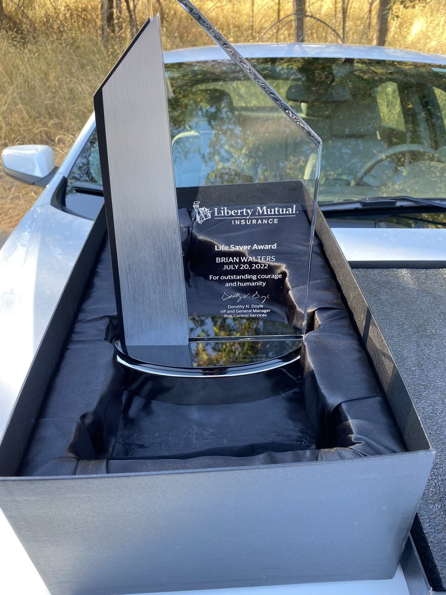 Curtis Wentler (@chsp_northwest) on Twitter photo An honorable opportunity today to award Brian Walters a Grand Coulee WA service provider <a href="/NorthwestUPSers/">Northwest UPSers</a> He is the recipient of both the Liberty Mutual Life Saver Award and gift from the West Region President. <a href="/SConnor13/">Shandolyn Connor</a> <a href="/mke1lap/">Lori Olson</a> <a href="/SeanGriffin34/">Sean Griffin</a> <a href="/ExperienceUPS/">Experience UPS</a> <a href="/scott_bremerman/">Scott Bremerman</a> An honorable opportunity today to award Brian Walters a Grand Coulee WA service provider <a href="/NorthwestUPSers/">Northwest UPSers</a> He is the recipient of both the Liberty Mutual Life Saver Award and gift from the West Region President. <a href="/SConnor13/">Shandolyn Connor</a> <a href="/mke1lap/">Lori Olson</a> <a href="/SeanGriffin34/">Sean Griffin</a> <a href="/ExperienceUPS/">Experience UPS</a> <a href="/scott_bremerman/">Scott Bremerman</a>