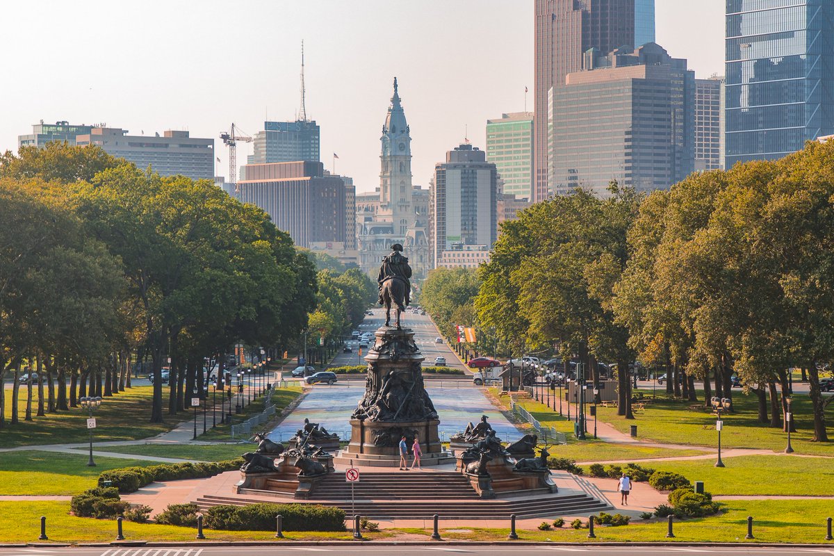 PhilaParkandRec's tweet photo. FYI: Thursday, September 1 is your last day to fill out the Reimagining the Parkway survey. We want to hear your ideas! Take the survey: https://t.co/xi4VAlFR41 https://t.co/HMV7FCMeUz