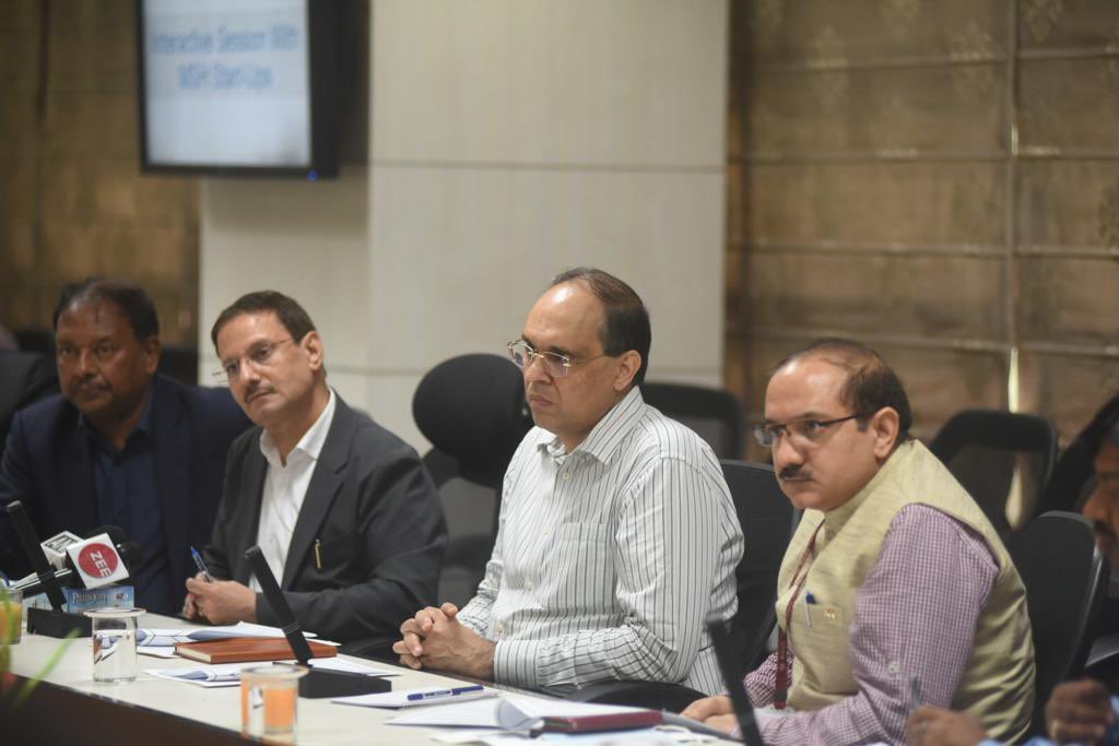 GoI_MeitY's tweet photo. In an interactive session today, some startup beneficiaries of @MSH_MeitY partner prog shared their success stories with Shri @alkesh12sharma, Secretary, @GoI_MeitY &amp; other senior officers, &amp; apprised them about the kind of support that they need from Govt for further scaling up. https://t.co/XpFYDtI4ci