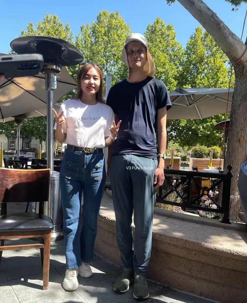 Oracle 🔮 tweet media