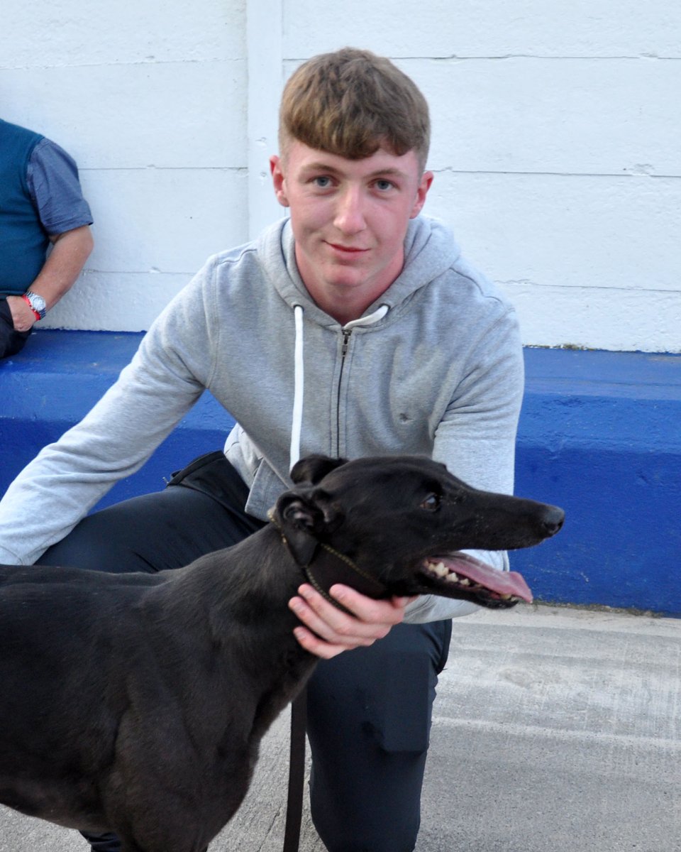 The wonderful Skywalker Cilla has been retired from racing. 

Thanks for the great racing memories and enjoy your retirement!

<a href="/IanFortune/">Ian Fortune</a> has the highlights of her career on bit.ly/3wFbeAb

#ThisRunsDeep #GoGreyhoundRacing