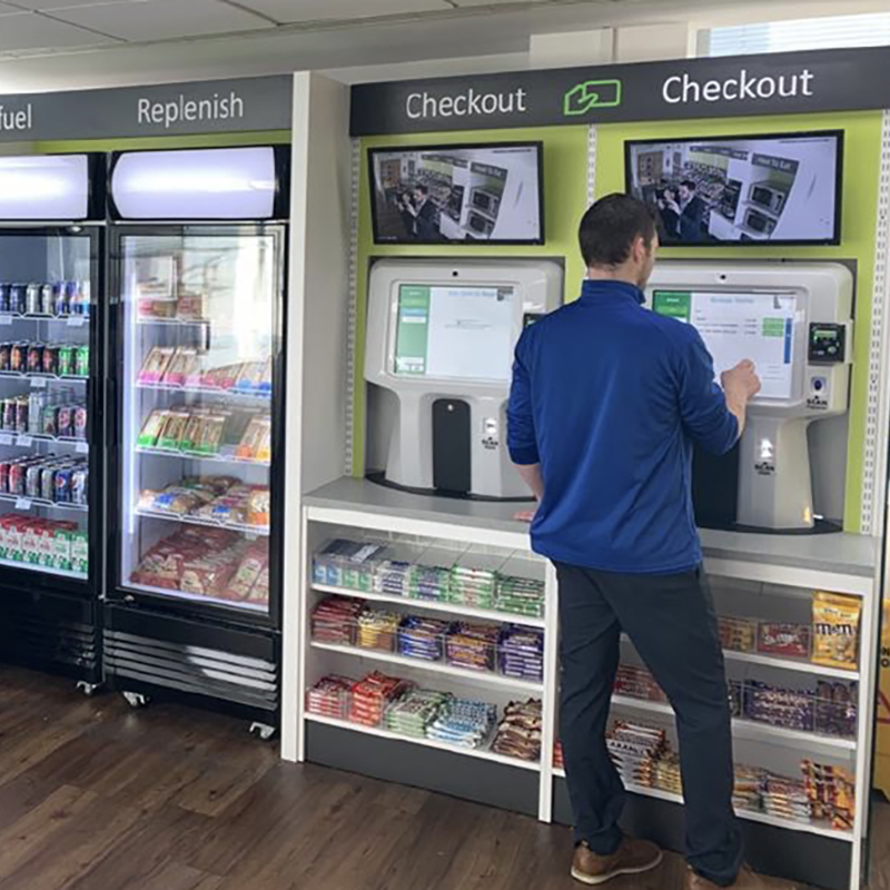 ExcelVendingLtd's tweet photo. Recent surveys show that workers place a high level of importance on providing food and drinks in the workplace. A full-blown restaurant may not be possible, but some solutions can satisfy the workforce.  https://t.co/IT4efFfOTG
#WorkplaceCatering https://t.co/G8NbzAEsCt