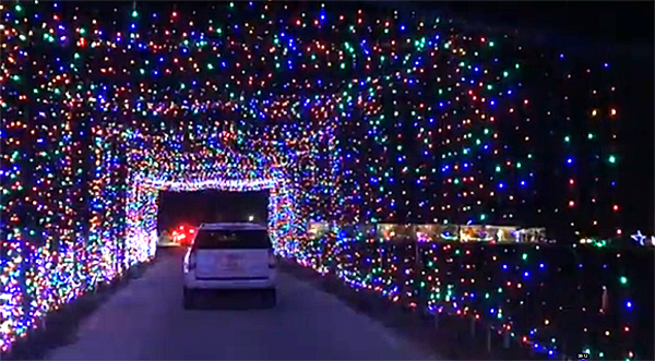 brevardrenfair's tweet photo. Do you like Hay rides, carriage rides, walking, or driving through the holiday lights? Here is your chance, come to Fred Poppe Regional Park in Palm Bay between November 18 and January 1 to enjoy this year’s light show.
 https://t.co/MddrtamFmk https://t.co/FLKsU9mJcK