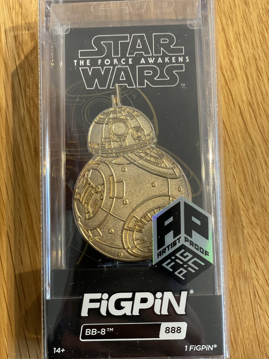 BrianHezza's tweet photo. MAIL CALL! A HUGE thank you to my friends over @FiGPiNofficial for this amazing #BB8 #FigPin set! I know how rare these are so I’m really touched that you sent them to me for my #pincollection! #SWCA22 #StarWarsCelebration #Droids #Disneypins #pins https://t.co/m5pd2Kcto7