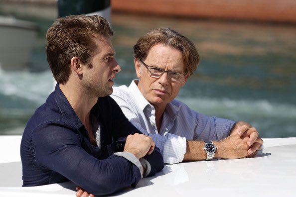 speedmanupdates's tweet photo. In honor of #Venezia79, throwback to Scott Speedman and Bruce Greenwood landing at Venice Film Festival like two bosses from some spy movie (2010).
πΈ Andreas Rentz/Getty Images Europe
#BarneysVersion #ScottSpeedman https://t.co/HPk8h8Ae1I
