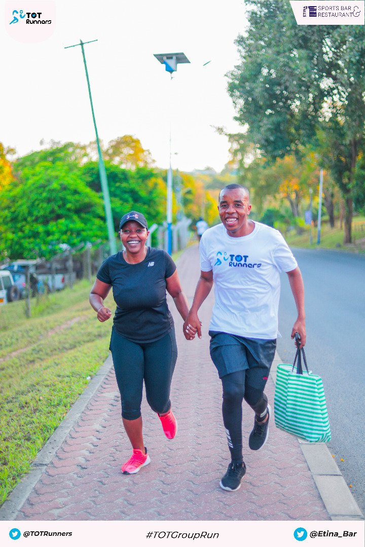 TOTRunners's tweet photo. Asanteni sana wote mliojumuika nasi Jumamosi kwenye #TOTRunnersGroupRun hakika mliinogesha.

Asante sana washirika wetu @tukiioTZ  @swahilisweatshp @urbanvintagedsm

Shukrani za pekee kwa @etina_bar   kuwa nasi siku zote

Kubwa zaidi linakuja kaa nasi.

#TOTRunners
#LetsRun https://t.co/7iN6bdai2W