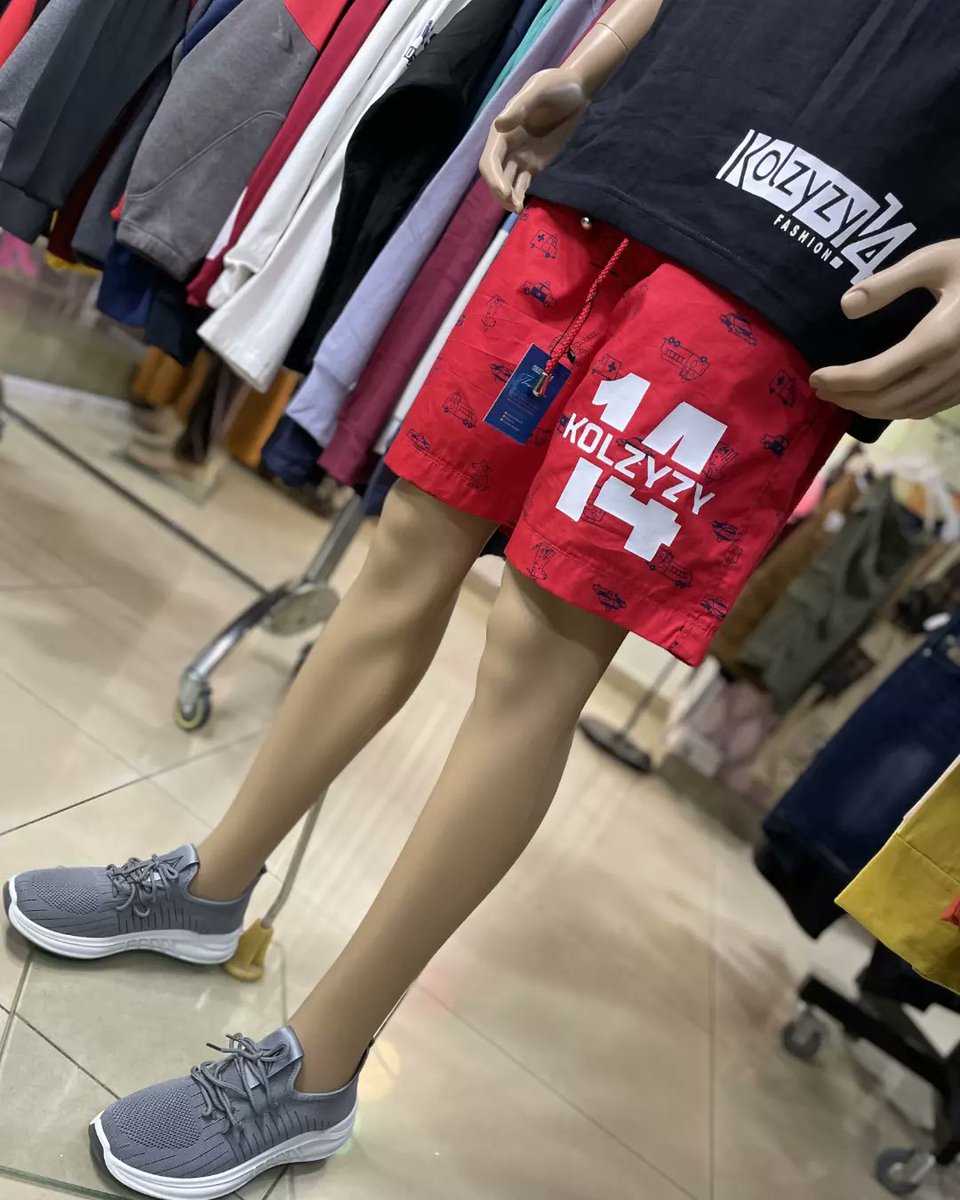 Look good, Feel good!! 👌🏾😎
🔸Stay ZyZy💯

Shorts - N7,000 
T Shirt - N6,000  
Set - N11,000
Cap - N7,500
Sneakers - N15,000

Sizes - M, L, XL, XXL

🔶Please DM for order and enquiries
#kolzyzy14fashion #kolzyzy14