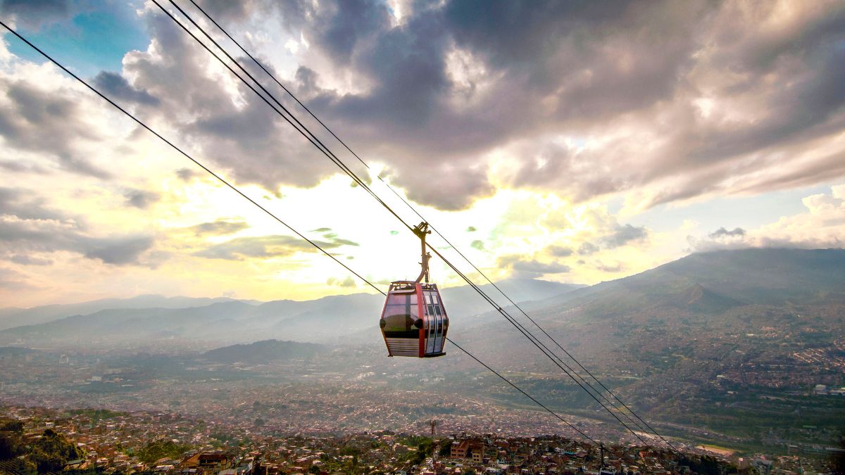 Cable cars are more economical, eco-friendly, 100% electrical, faster to build – and they’re a pleasing means of urban transport for passengers raconteur.net/sustainability… #ESG #SRI #SDG #climate #sustianability @pareekhjain @WomeninSustain1 @drsharwood @TSC_News @kategaertner