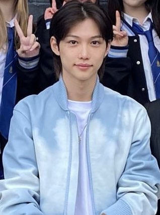 jjoknyangluvr's tweet photo. helpspodosos felix so cute!! 🥹💙 https://t.co/smWGnQPn0z