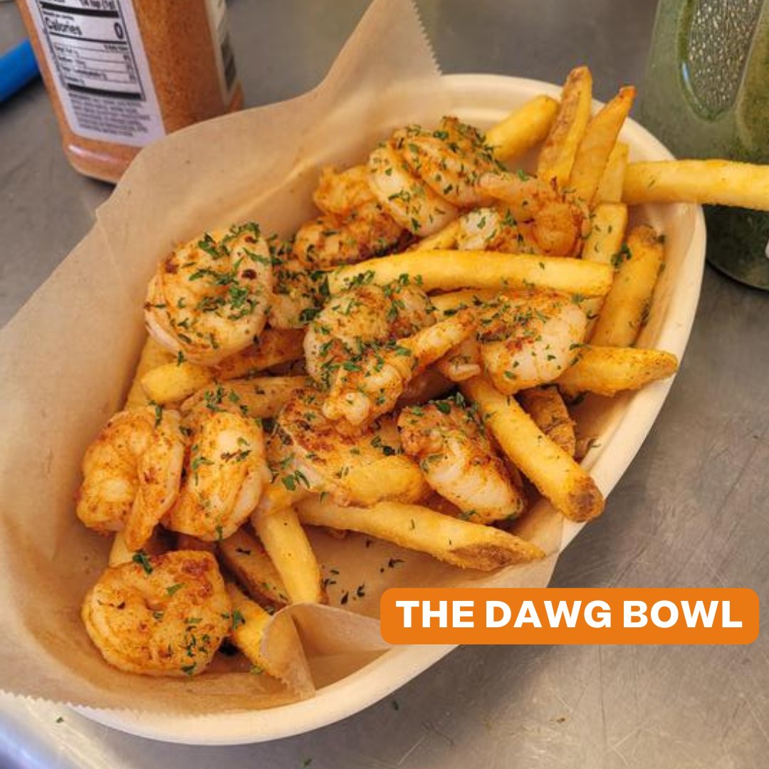 MidTownCleInc's tweet photo. TODAY'S FOOD TRUCKS!!
The Dawg Bowl and Feeed Myyy Bellyyy will be at The CHOMP today! Come enjoy some delicious food from your favorite food trucks!
#midtown #cleveland #mtc #cle #midtowncleveland #foodtrucks #food #yummy #neworleansfood #caribbeanfood https://t.co/dHOx06bPRK