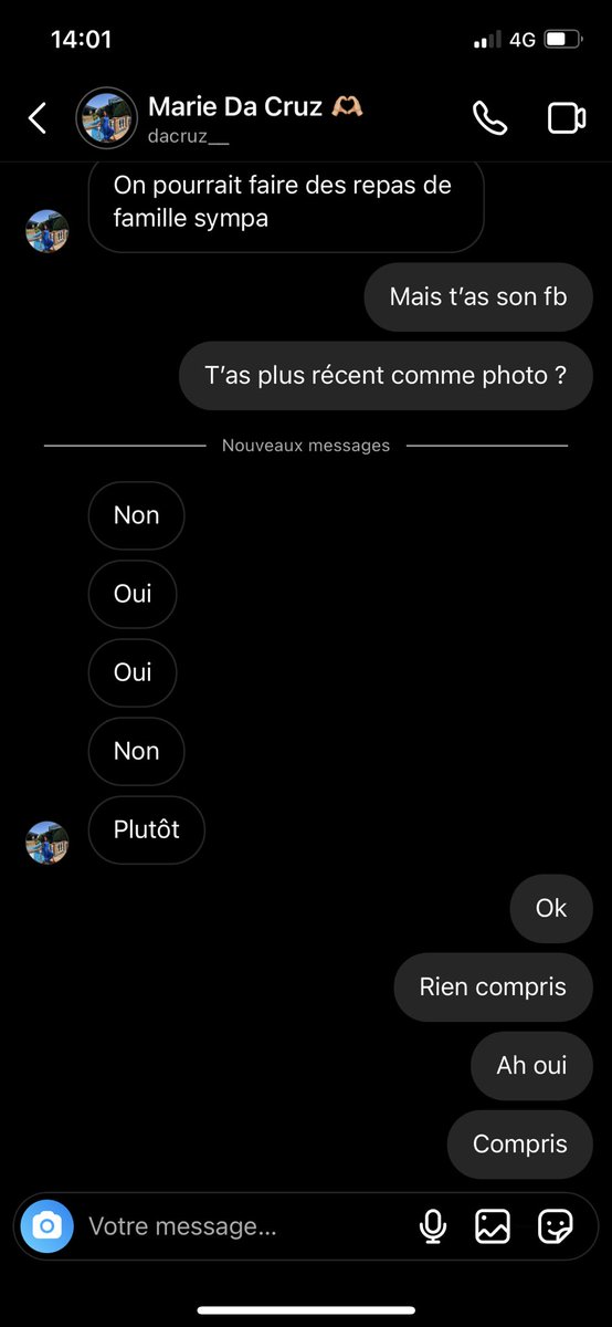 laura_dth2's tweet photo. Personne : 

Deux mongoliennes qui tentent de discuter @dacruz__ : https://t.co/vNEpLPOPgf