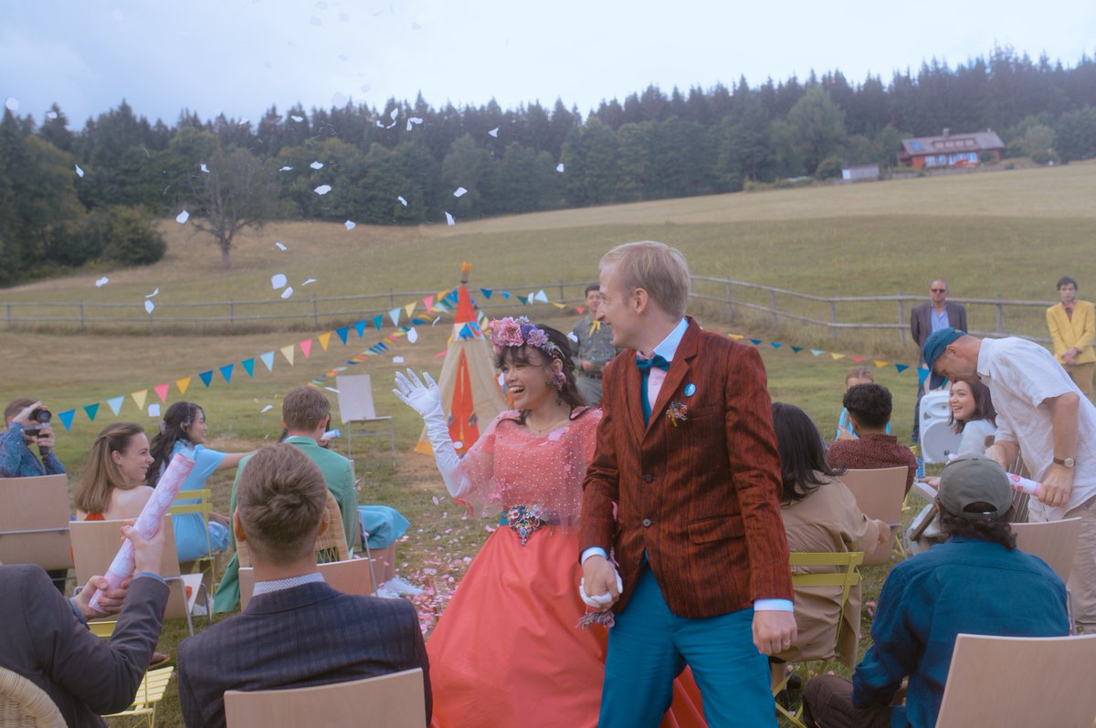 argadanesh's tweet photo. Sekali-kali upload hasil kerjaan sampingan ah sebagai juru potret nikahan:

kali ini nikahan client bertema Wes Anderson. Bisa nih untuk inspirasi wedding. https://t.co/6swcktGEnD