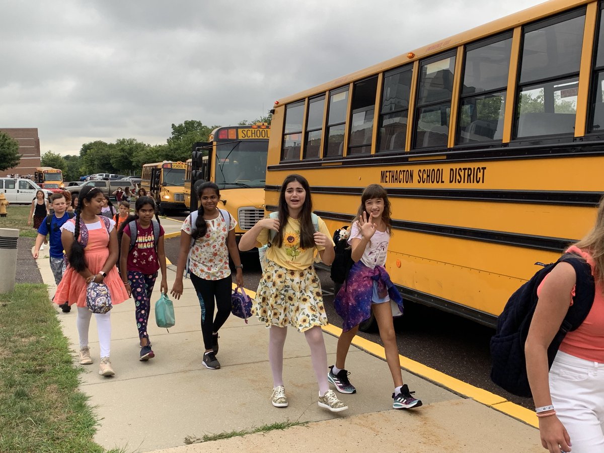 Methacton's tweet photo. Welcome back to school, Skyview Upper Elementary School &amp; Arcola Intermediate School! https://t.co/GEgHRtI6CG