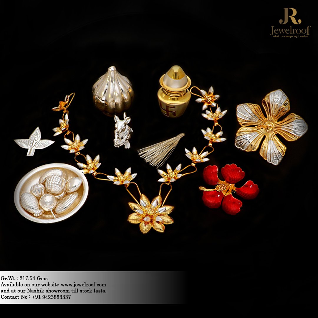 jewelroof's tweet photo. Since it's only one day left to Welcome our favourite, get the newest and best Silver articles only from Jewelroof.
Shop now: https://t.co/jZ7GU46SgX
#rcbafnajewellers #rcbafna #jewelroof #nashik #goldjewellery #ganeshchaturthi #lordganesha #silverarticles #ganeshchaturthi2022 https://t.co/3rx77ZqHLI