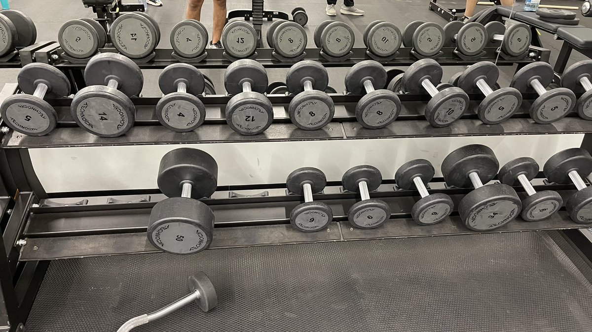 faiiisssal's tweet photo. @FitnessTimeSA هذا مالم نعهده من وقت اللياقة فرع حايل اكسبرس ، حتى ارقام توضح مكان الدنبلز لا توجد https://t.co/mFN3BeEbKE