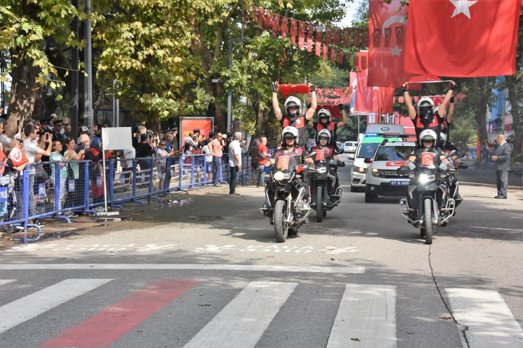 ZEM155's tweet photo. 🇹🇷30 Ağustos Zafer Bayramı Kutlaması🇹🇷 https://t.co/DFB53JSCB7