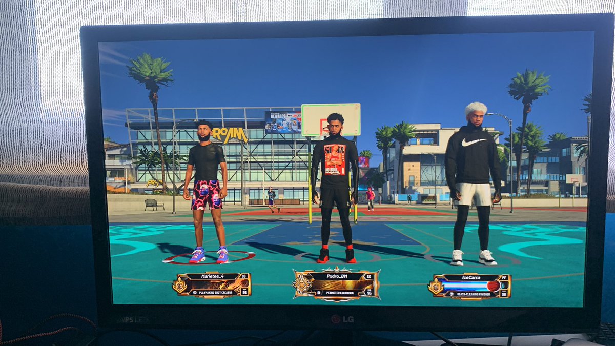 mariettee__'s tweet photo. money trio returns🤪 https://t.co/IXYhUauyQk