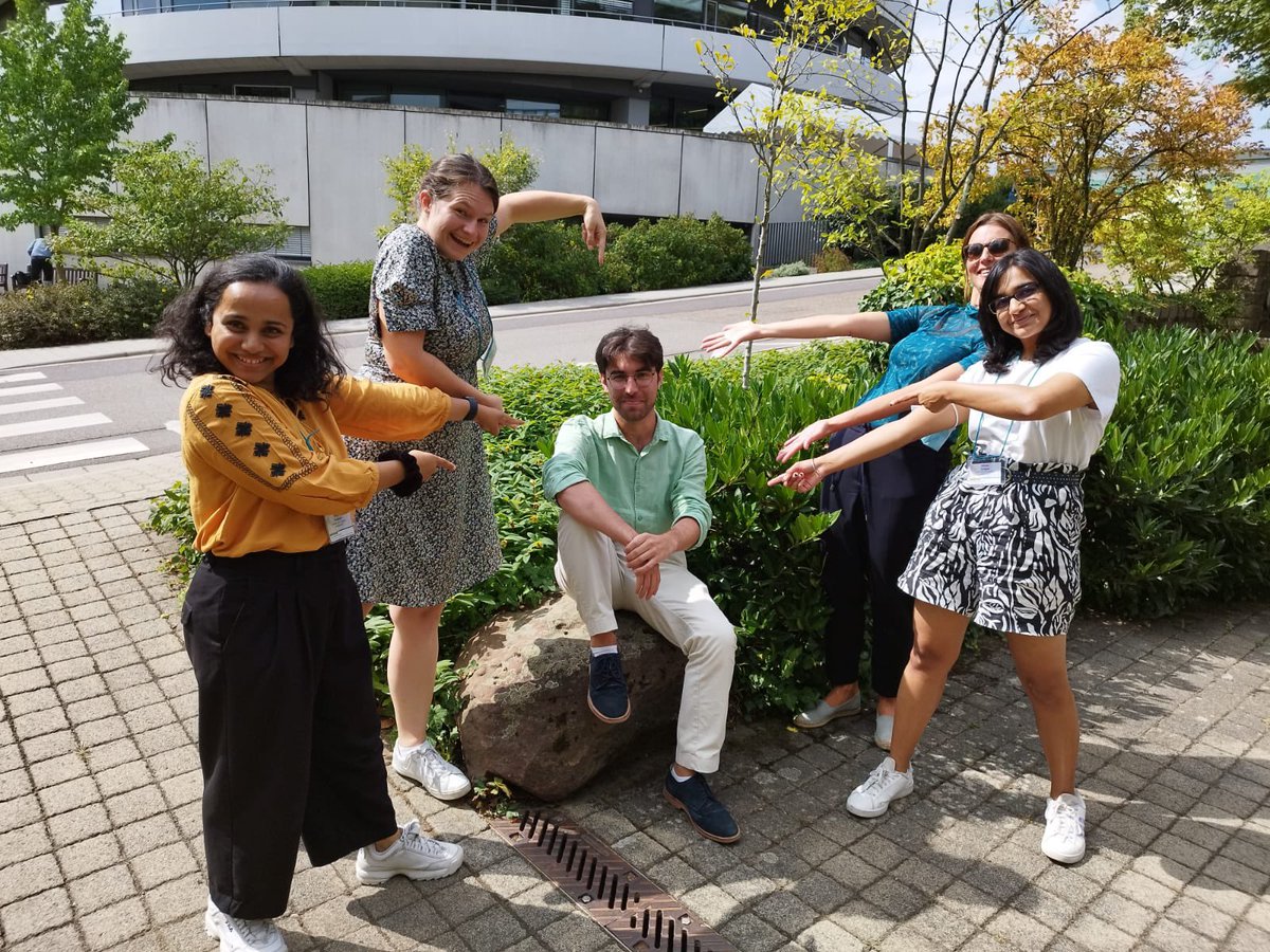 Nadine Vastenhouw (@nvastenhouw) on Twitter photo If you liked my talk on the role of transcription bodies in transcription and development at #EMBLTranscript and wanna hear more, I recommend to go and see <a href="/MartinoUgolini/">Martino Ugolini</a>’s poster (237) this PM. Also check out posters 85, 98 and 200. If you liked my talk on the role of transcription bodies in transcription and development at #EMBLTranscript and wanna hear more, I recommend to go and see <a href="/MartinoUgolini/">Martino Ugolini</a>’s poster (237) this PM. Also check out posters 85, 98 and 200.