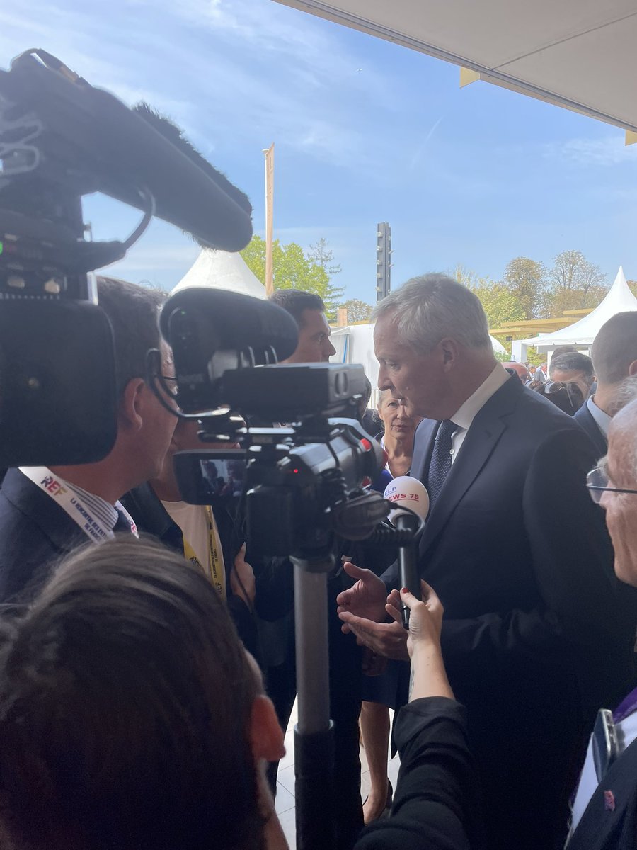 “Nous avons créé plus d’1.4 million d’emploi depuis 5 ans en France » @BrunoLeMaire @PierreGattaz #LaREF2022 #medef #bercy #emploi #travail