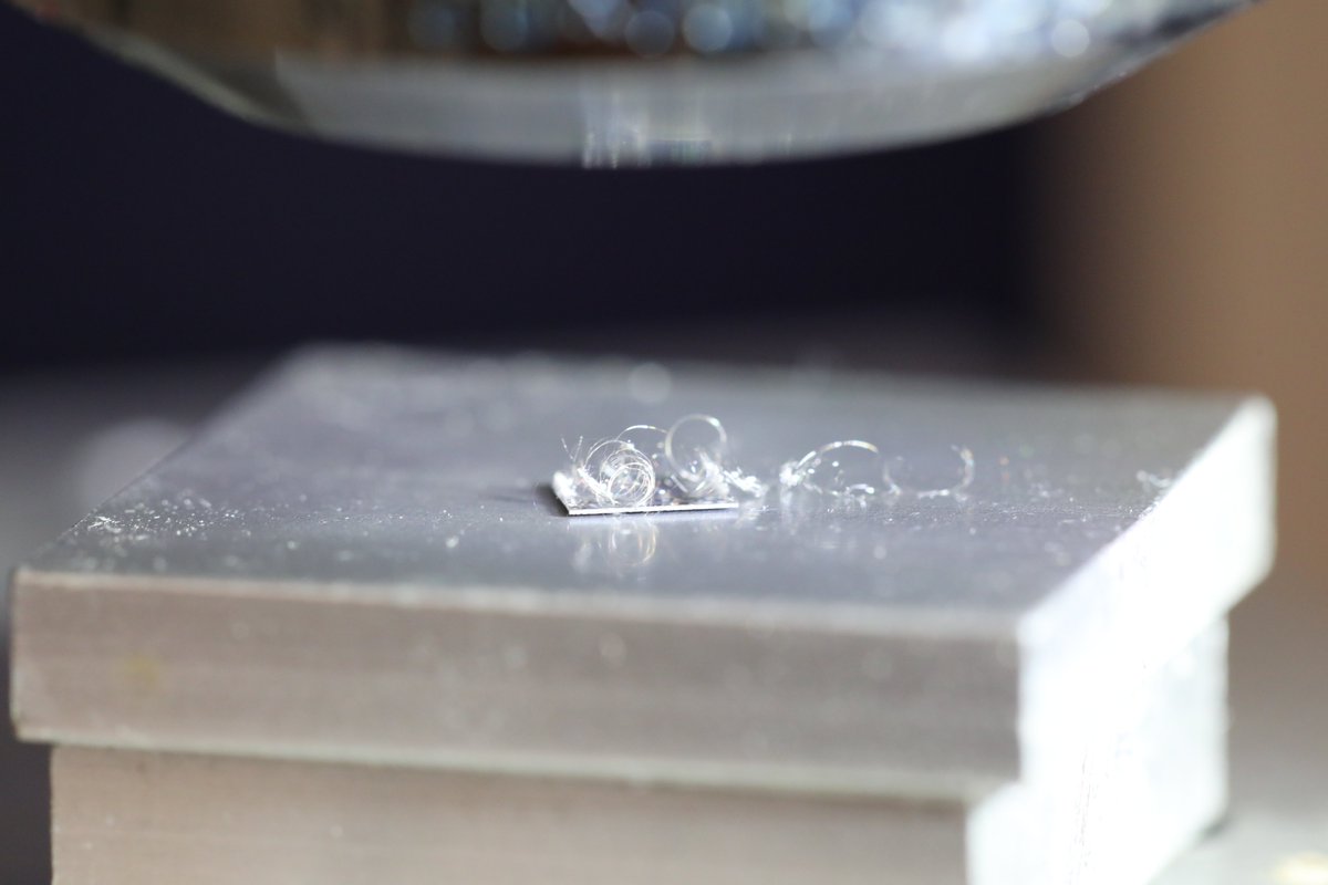 Texplained_RE's tweet image. Fun fact: We do burn chips while testing new processes, we just need to knit all the metal lines back together now.
#TexplainedTT #ICReverseEngineering