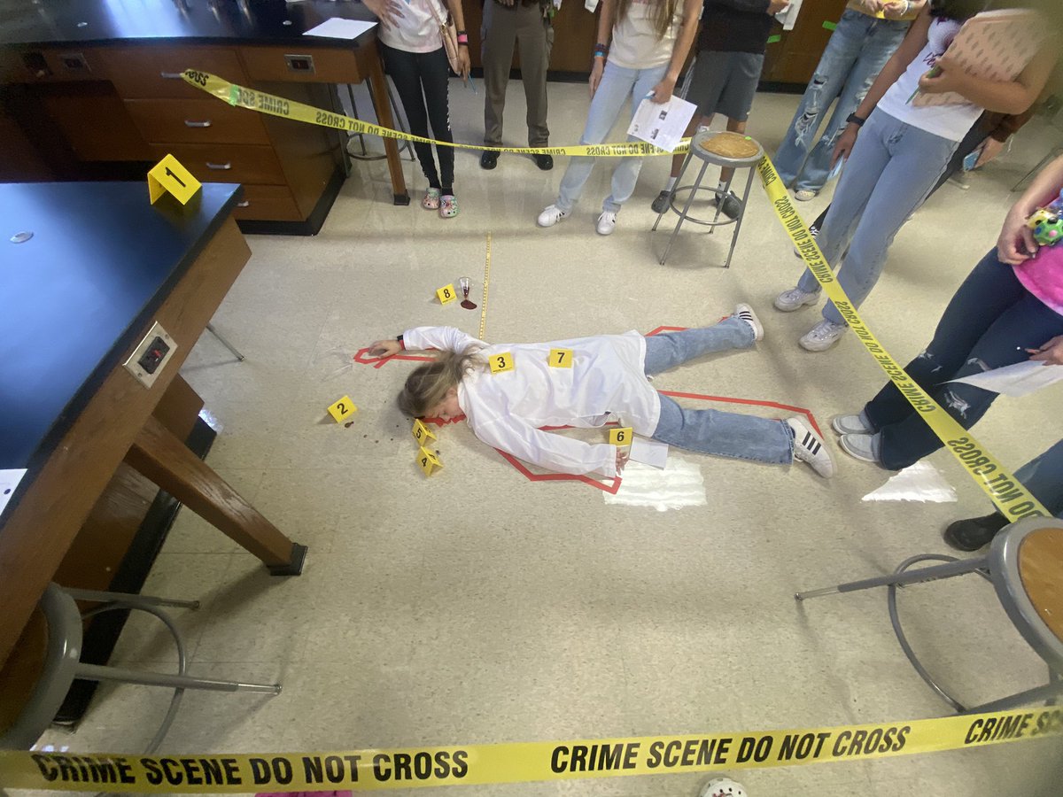 Brooke1102's tweet image. Bio med crime scene #RHSBMS @LearnatRHS @HawleyScience