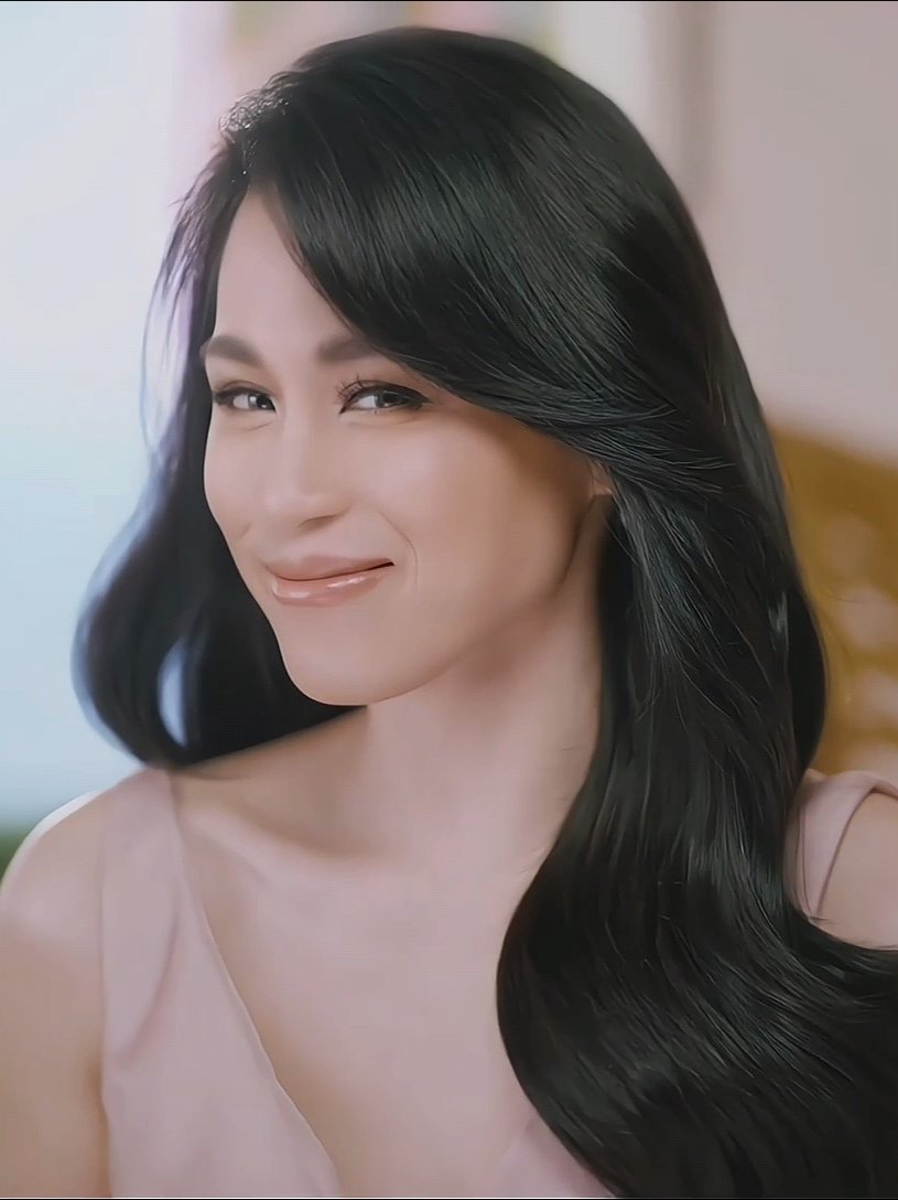 _onlycelestine's tweet photo. nakalimutan ko lahat ng problema ko!! 🥰 GANDA MO TALAGA HAYS

#HelloGlowToniGonzaga | Toni Glows | Toni Gonzaga https://t.co/VkhBl7EJaL