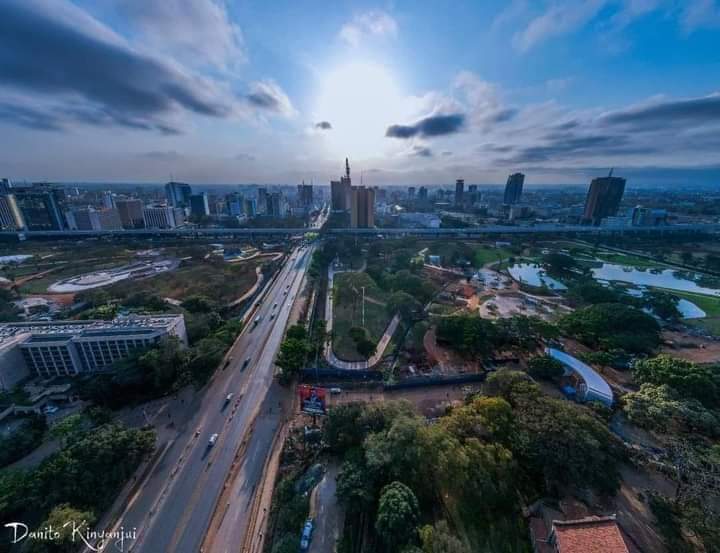 mukua_karimi's tweet photo. The new look Uhuru Park 🏞️. Breathtaking. Uhuru Delivers https://t.co/88AT5hV5ce