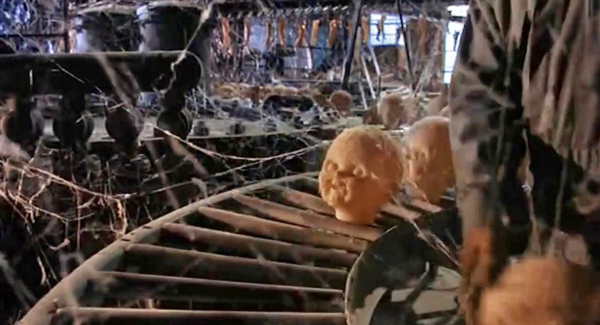 EugWSerra's tweet photo. On August 30, 1991, Child's Play 3 was released! #ChildsPlay3 #BradDourif #JustinWhalin #PerreyReeves #JeremySylvers #AndrewRobinson #TravisFine #DeanJacobson #Gorezone #Gorezone20 https://t.co/sLQ0fS3saS