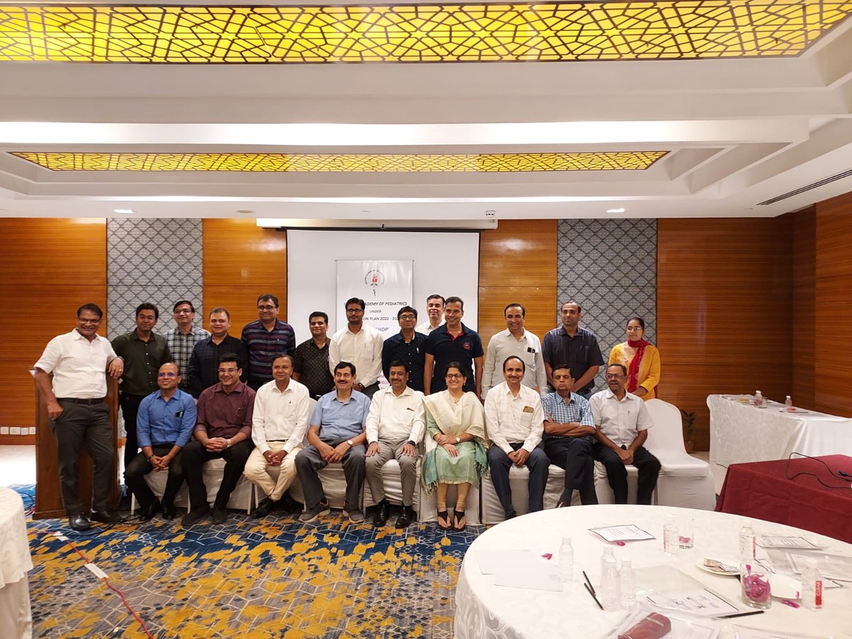 MedihubJ's tweet photo. Dr. Mohit Poddar Giving a Presentation on (Demystifying Allergic Disorders) in DAD Module IAP

#iap #pediatrics #pediatrician #allergic #allergies #allergylife #medihubmultispeciality #drmohitpoddar #fourpointsbysheraton #iapjaipur #life #lifelessons #childcare  #Allergy https://t.co/d1neXsDKTe