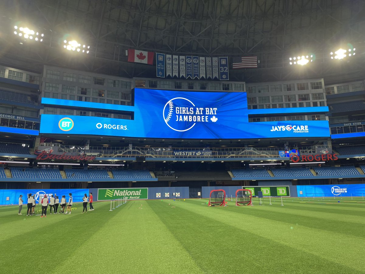 JaysCare's tweet photo. Today we are celebrating our 2022 Girls At Bat Jamboree! 

We will welcome over 150 athletes from our #BlueJaysCommunity for a day of fun filled activities here at Rogers Centre 💙 https://t.co/Y3Ty36PZkC