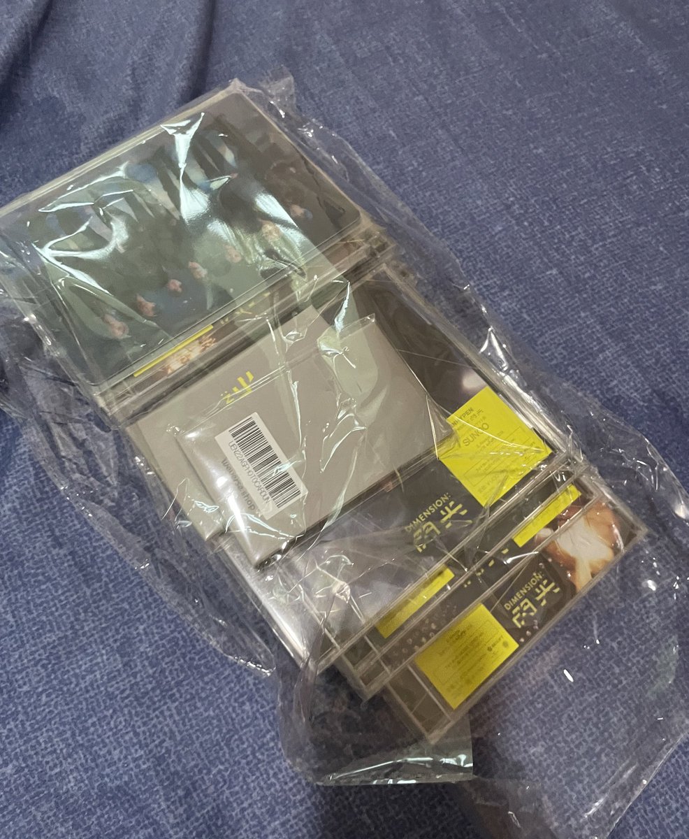 selleessentials's tweet photo. wts lfb ph senkou solojacket sealed albums 

500 each nalang po! 600 if w pob https://t.co/yqlTkwpThM