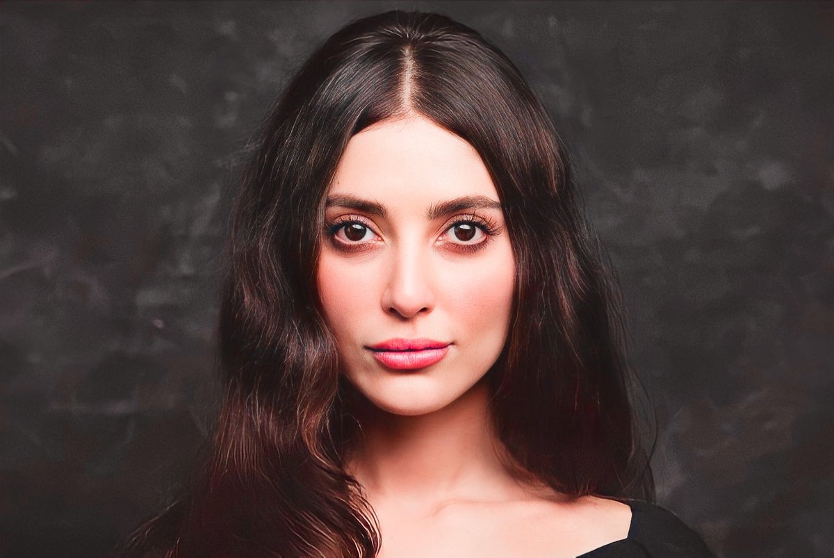 Melike İpek Yalova Pics (@melikeipekypics) on Twitter photo 