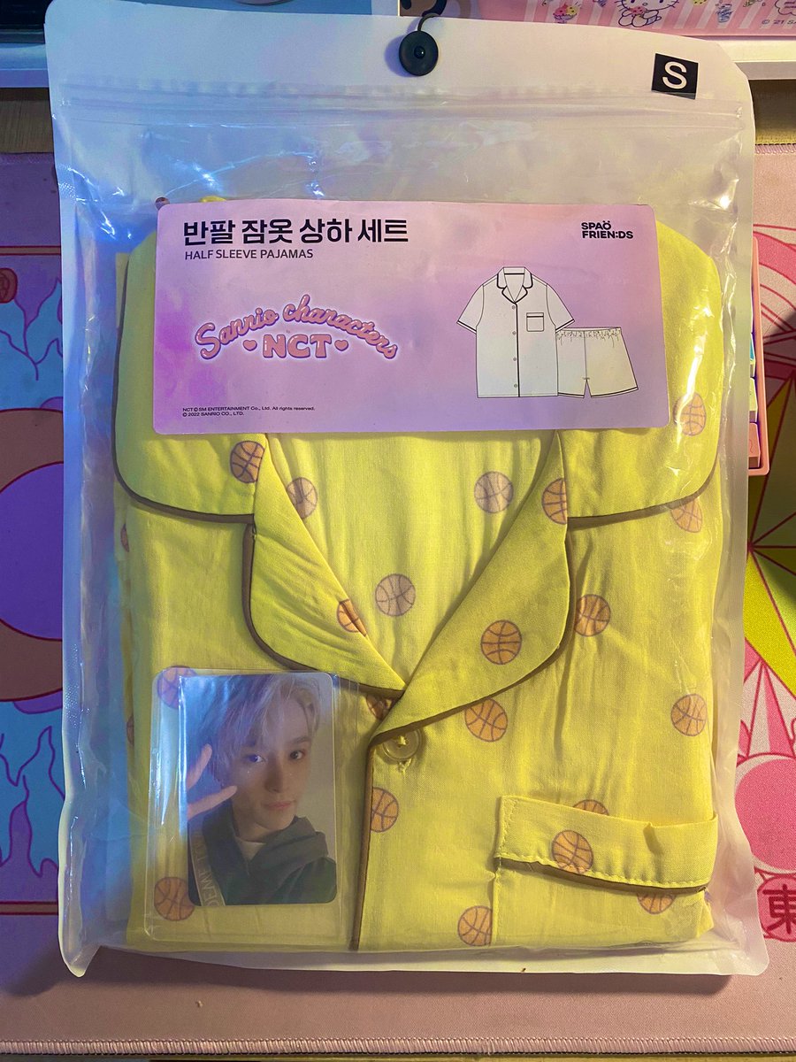 peachnctea's tweet photo. wts / lfb sanrio x nct spao pajama set yangyang 

+ size: small / sealed / bnew
+ photocard included 
+ Php 1,900 incl local shipping fee 
+ payo or 2 days reserve 
+ gcash / ggx 
+ mine or dm to claim 

🏷 wayv nct yangyang sanrio x nct https://t.co/3DP8coTZ0l