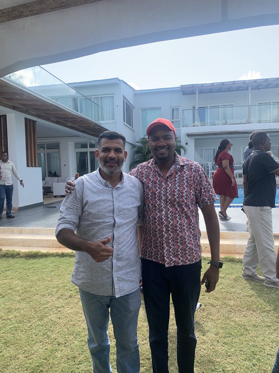 We have done it. Asanteni Mombasa. I am now ready to go back home. Azimio team in mombasa mko sawa tu sana