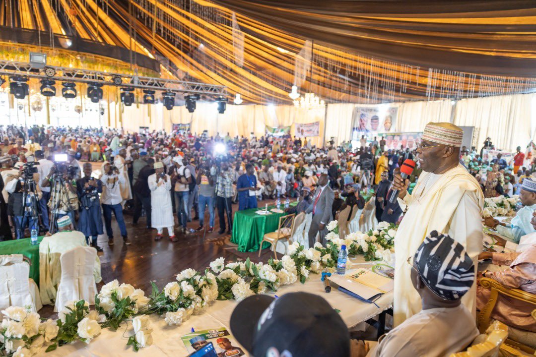 atiku's tweet photo. I am excited to meet with various volunteer groups in Kano just now. I’m very impressed with their zeal. As ONE, we shall get it done. -AA #AtikuInKano https://t.co/evQMNWfVe4