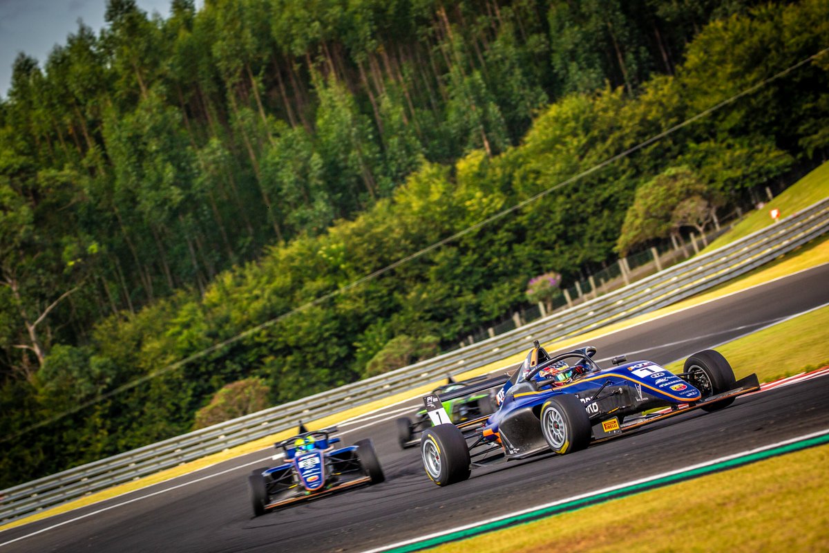 Para todos aqueles que estão se perguntando:

"Poxa, onde será que eu compro os ingressos para assistir a Stock Car e a Fórmula 4?"🤔

Clica nesse link e nos vemos na pista!😉🙌
bileto.sympla.com.br/event/75772/d/….. 

#KTFSports #StockCar #F4 #F4Brasil #Formula4