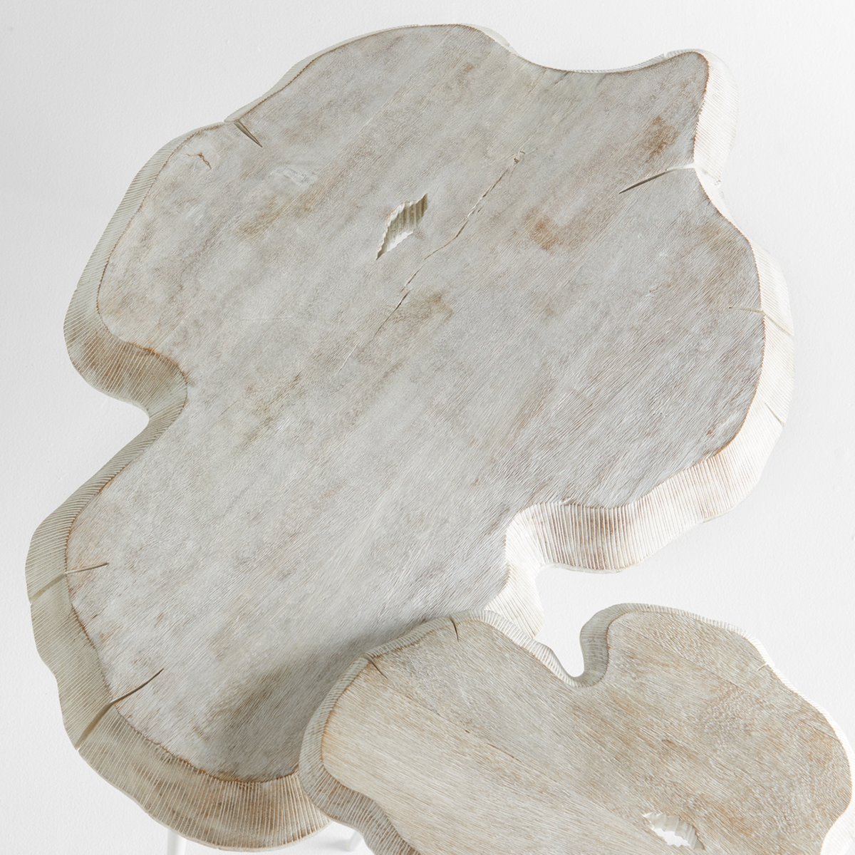 CyanDesignHome's tweet photo. On-trend with the latest in dΓ©cor, the Palmer tables don a distinctive shape and natural allure.
#CyanDesign #CoffeeTable #Table #SideTable #Wood #WoodFurniture #WoodDecor #WoodTable #Ardu #InteriorDesign #InteriorStyling #Decor #InteriorDesigner #InteriorDesigners https://t.co/esRLWhaWPm