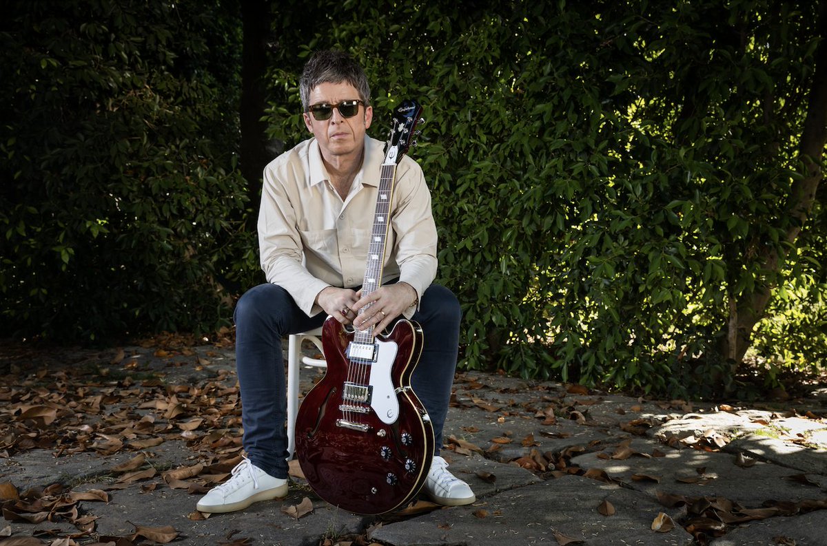 Noel Gallagher tweet media