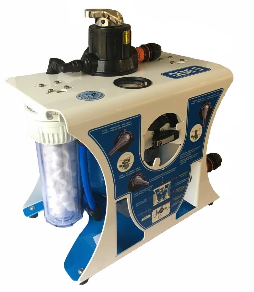 HarmannusTimmer's tweet image. Tijdens de @HISWAtewater ondersteun ik ons nieuwe servicepunt Holland Nauta met een SCA 120 om u te informeren over de producten van HP Watermakers . Standnummer KO-055. #water #watermakers #partnet #schoonwateraanboord #jachtbouw #demi5 #hpwatermakers #reverseosmosis