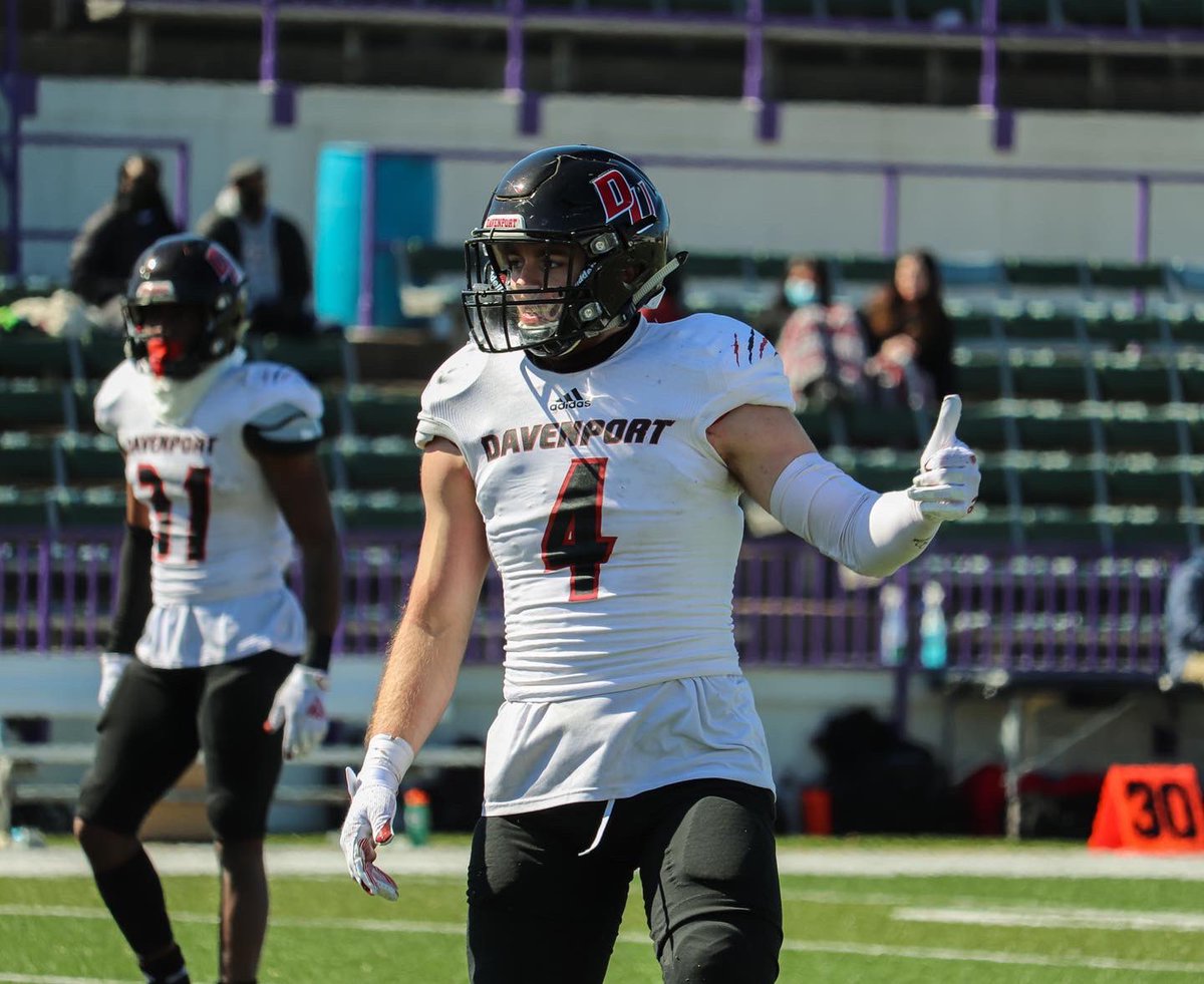DU_Football's tweet photo. 👍 4 days till Truman

#DUFB22 | #WIN https://t.co/LMcxQLCymL