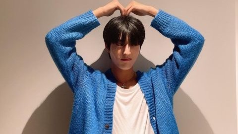 KapanlagiKorea's tweet photo. TEUME! Yuk rame-rame vote HARUTO TREASURE di CROWN YOUR K-STAR edisi 'Siapa Idol Cowok K-Pop yang Paling Cocok Jadi Gandengan Buat Kondangan?'!

https://t.co/YLT5nhFZXR - vote di sini!

#CrownYourKStar #HARUTO #TREASURE #TEUME https://t.co/vzf4k5i19m