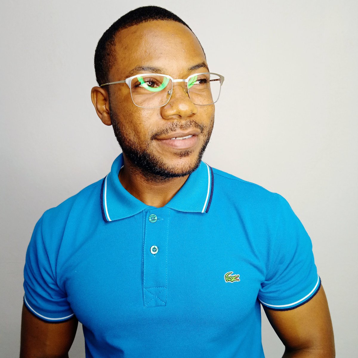 helder_imbundo's tweet photo. #NewProfilePic https://t.co/iTPWHkAQYA